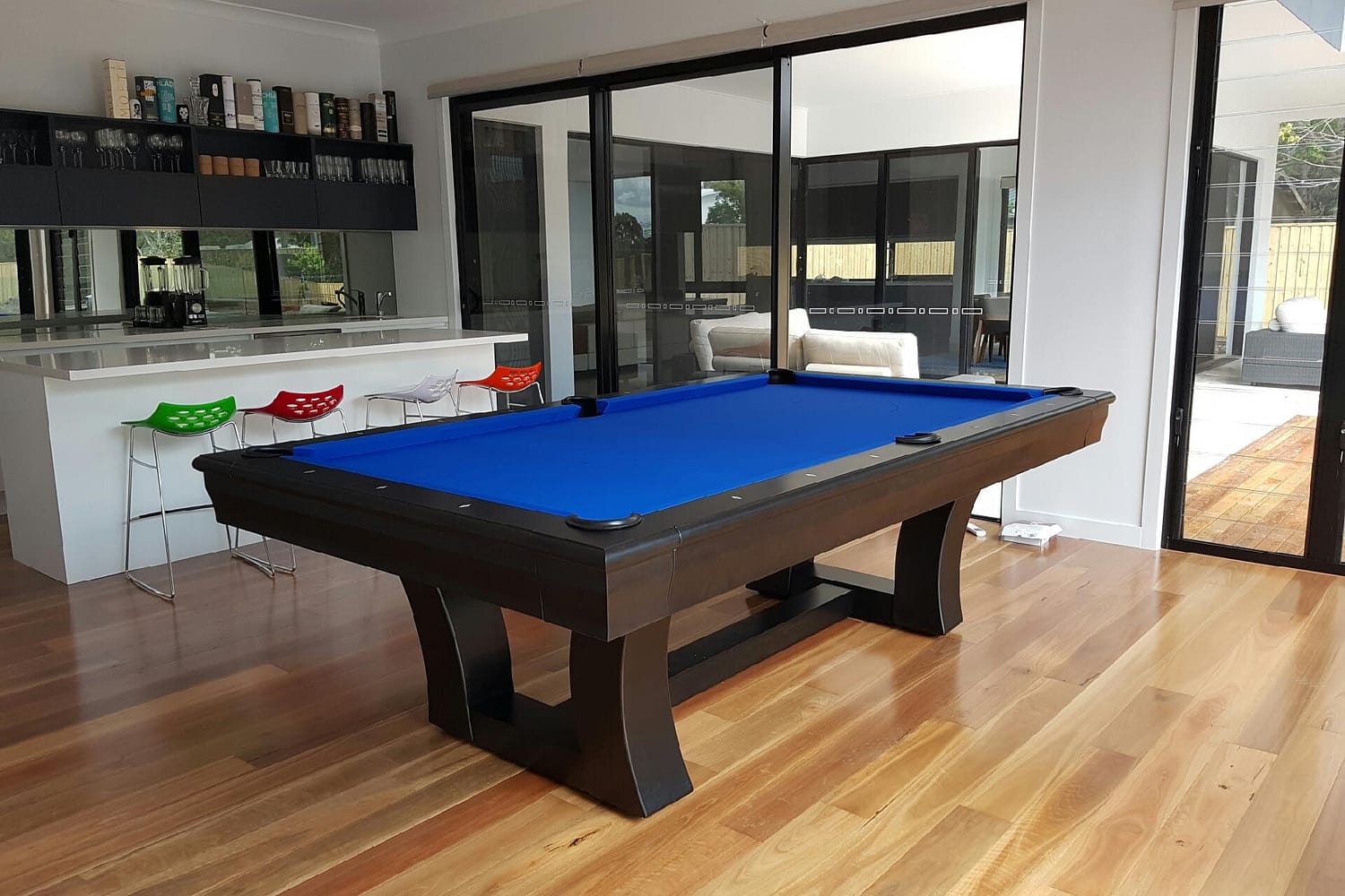 Manhattan Pool Table 13