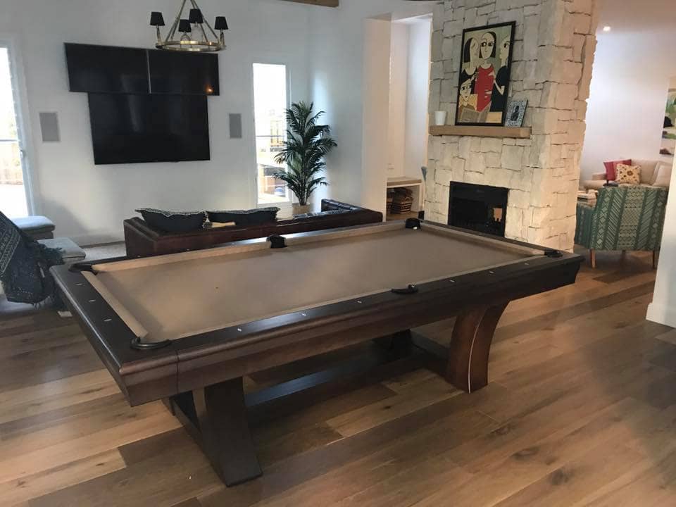 Manhattan Pool Table 10