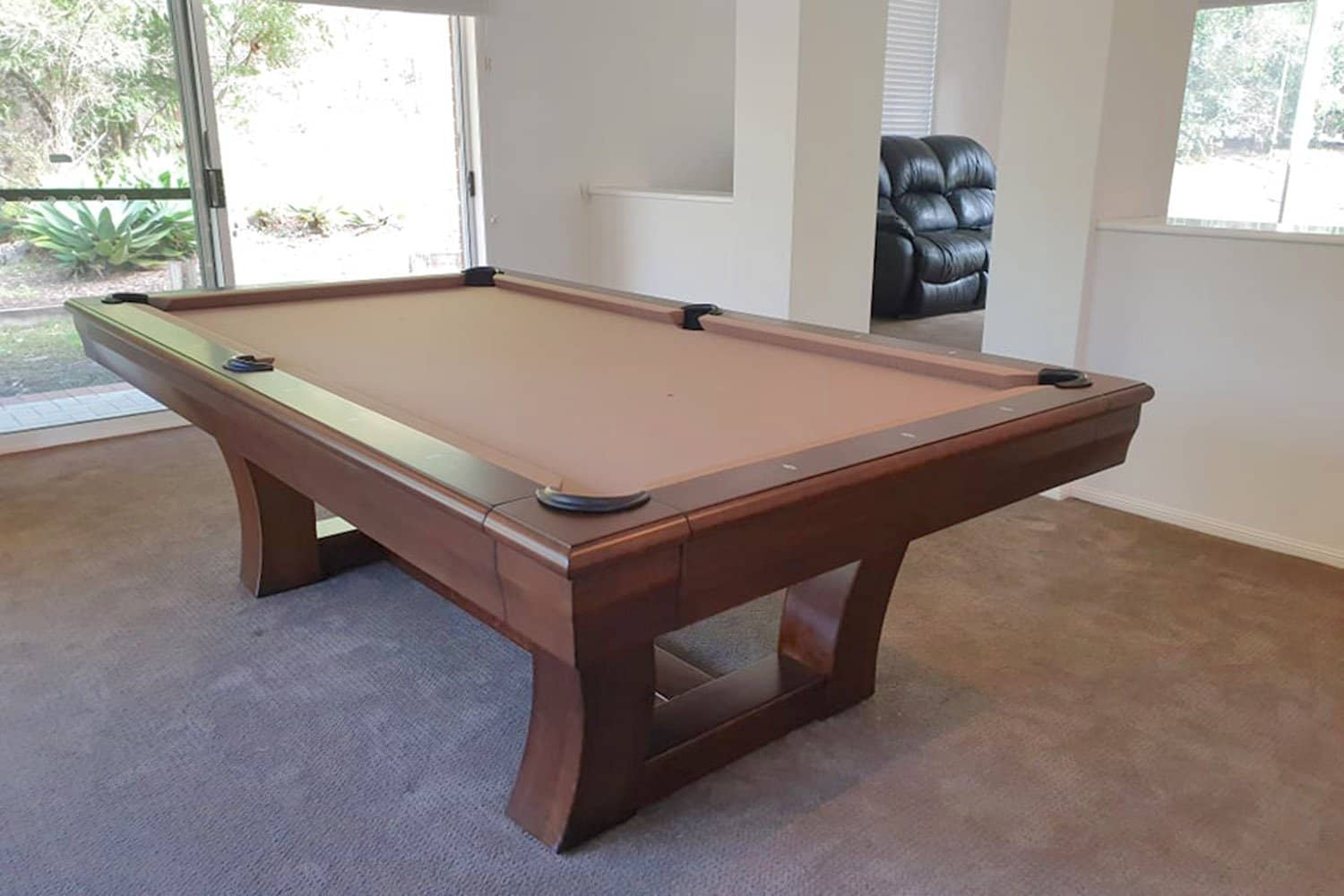 MANHATTAN designer billiard table
