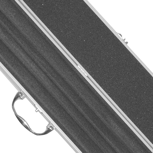 Snooker Cue Case 3 4 closeup